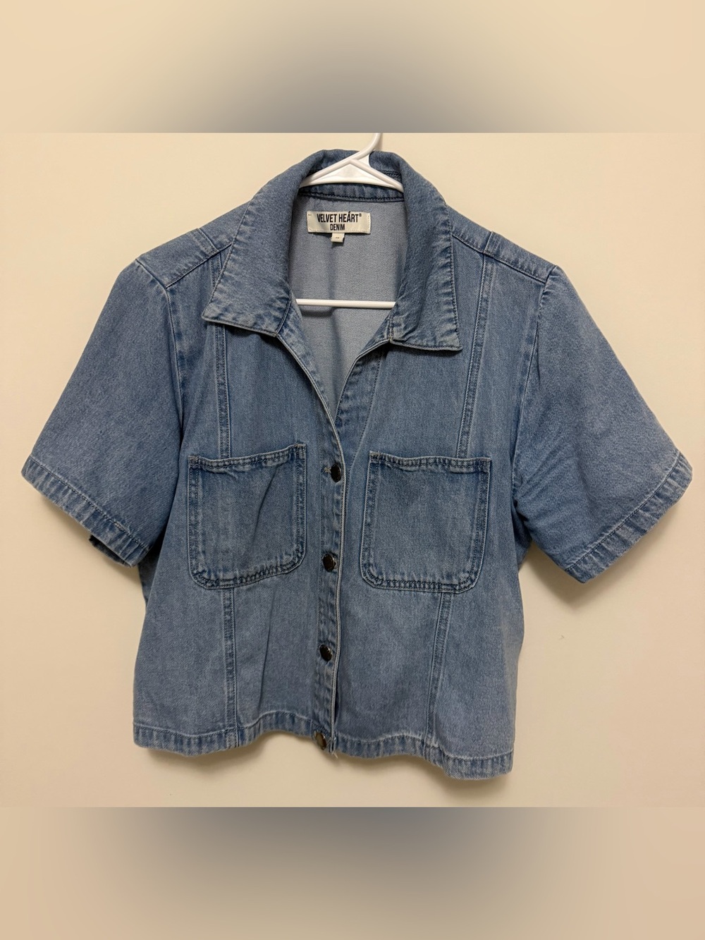 Velvet Heart Light Blue Denim Button-Front Crop Shirt